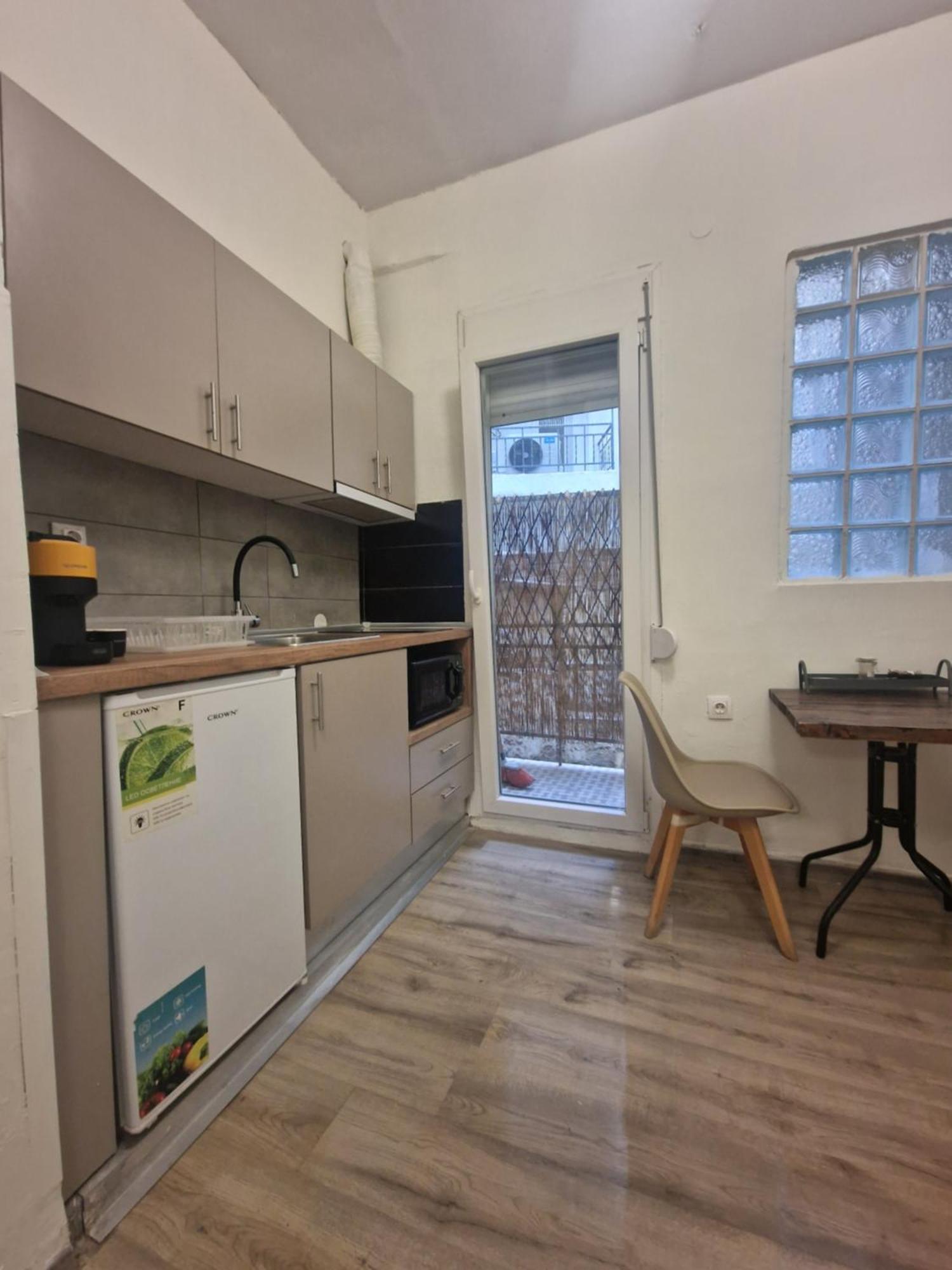 Apartment Closer 
