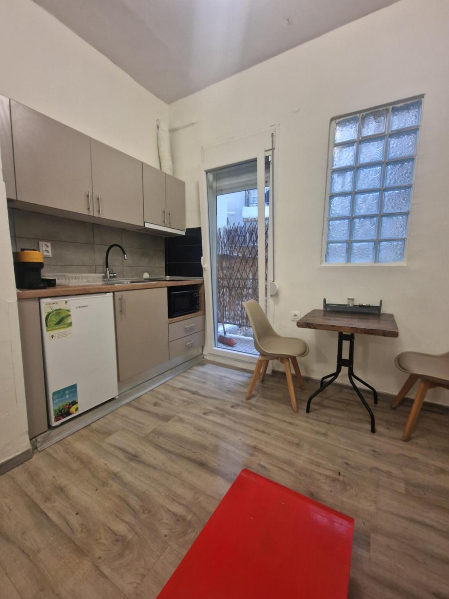 Apartment Closer 